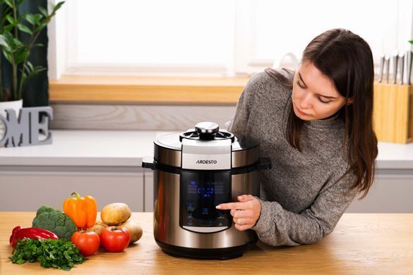 Мультиварка-скороварка ARDESTO MPC-P226, 900Вт, чаша-6л, электр. управление, книга рецептов, нерж. сталь+пластик, серебристая (364580) MPC-P226 фото