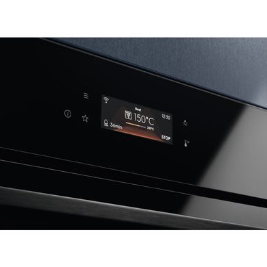 Electrolux Духова шафа електрична, 70л, А++, пара, дисплей, конвекція, ф-ція пароварки, телескопічні напрямні, чорний (379123) EOB8S39WZ фото