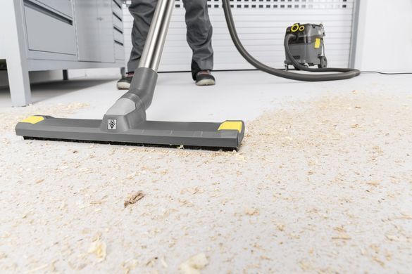 Пилосос професійний Karcher NT 30/1 Tact Te L, 1380Вт, 273мБар, контейнер 30л, 13.5кг 1.148-211.0 фото