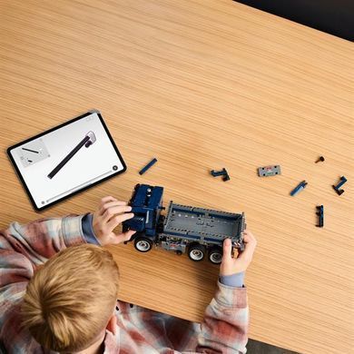 Конструктор LEGO Technic Самосвал 462 детали (42203)
