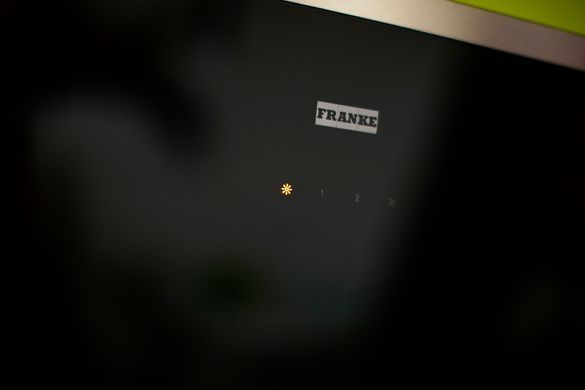 Витяжка Franke похила, 90см, 1202м.куб/год, Evo Plus FPJ925VBKSS, чорний 330.0528.067 фото