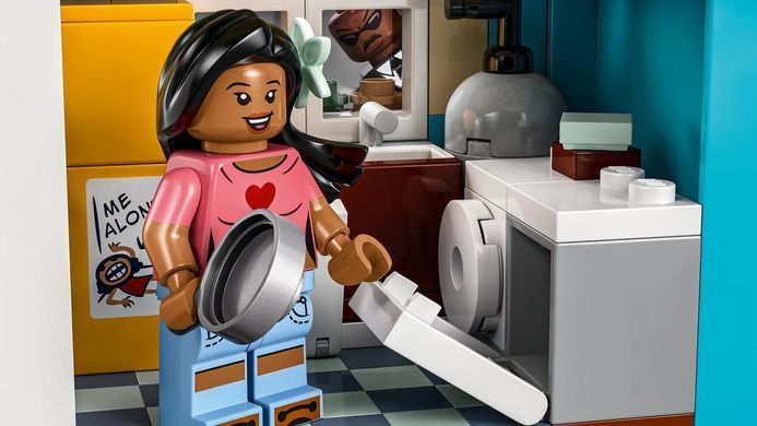 Конструктор LEGO Disney Classic Пляжный дом Лило и Стич