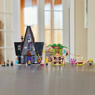 Конструктор LEGO Despicable Me 4 Семейное поместье Гру и миньйонов 868 деталей (75583)