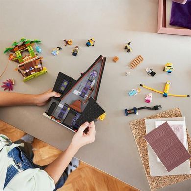 Конструктор LEGO Despicable Me 4 Семейное поместье Гру и миньйонов 868 деталей (75583)
