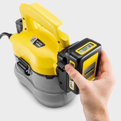 Акумуляторний обприскувач Karcher PSU 4-18, 4 л без акумулятора та зарядного пристрою 1.445-300.0 фото
