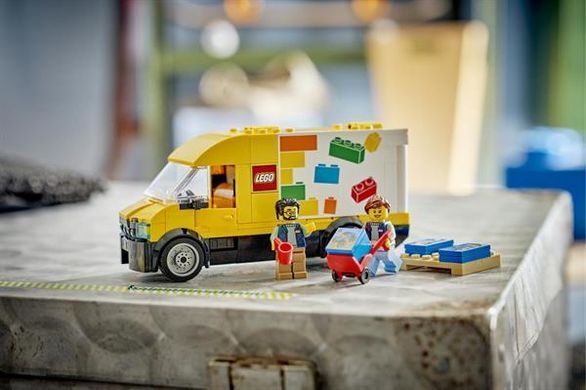 Конструктор LEGO City Фургон LEGO&reg; 276 Деталей ( 60500 )