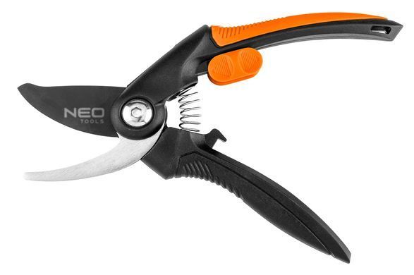 Сектор для саду Neo Tools, арт. 15-210 &ndash; 210 мм, обрізка гілок і пагонів 15-210 фото