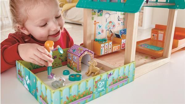Ігровий набір Hape Ветеринарна клініка (E3408) dt_12300 фото