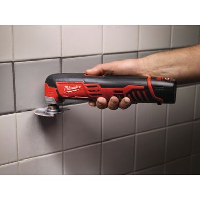 Інструмент багатофункціональний акумуляторний MILWAUKEE, C12 MT-202B 4933441710 фото