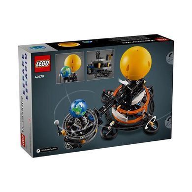 Конструктор LEGO Technic Земля та Місяць на орбіті 526 деталей (42179)