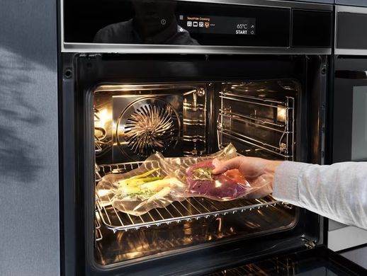 Electrolux Духова шафа електрична, 70л, A++, пара, конвекція, ф-ція пароварки, чорний+нерж (363458) KOAAS31CX фото