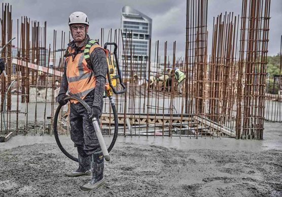 Вибратор-рюкзак глубинный аккумуляторный POWERSHIFT DeWALT DCPS310N DCPS310N фото