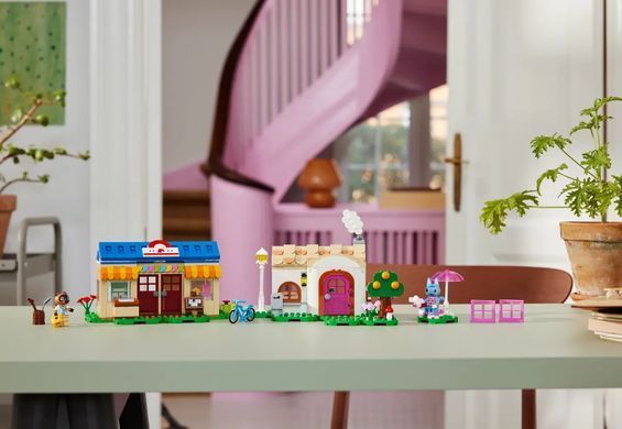 Конструктор LEGO Animal Crossing&trade; Ятка &laquo;Nook's Cranny&raquo; и дом Rosie