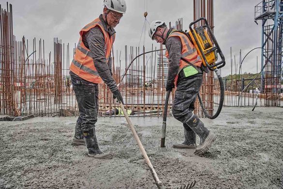 Вибратор-рюкзак глубинный аккумуляторный POWERSHIFT DeWALT DCPS310N DCPS310N фото