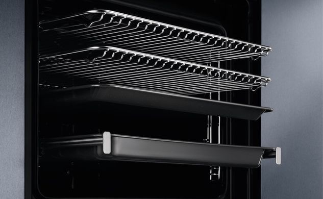 Electrolux Духова шафа електрична, 70л, A++, пара, конвекція, ф-ція пароварки, чорний+нерж (363458) KOAAS31CX фото