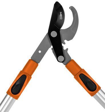 Гілкоріз обхідний NEO TOOLS 665 мм &mdash; обрізка гілок до 42 мм з телескопічними ручками 15-253 фото