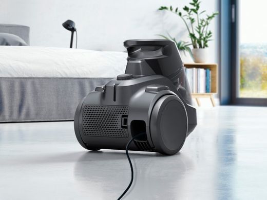 Electrolux Пылесос контейнерный, 750Вт, конт пыль -1.8л, HEPA12, 4 насадки, серебристый EC41-4T фото
