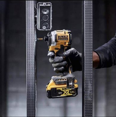 Шурупокрут ударний акумуляторний безщітковий DeWALT DCF850N DCF850N фото