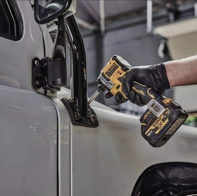 Шурупокрут ударний акумуляторний безщітковий DeWALT DCF850N DCF850N фото