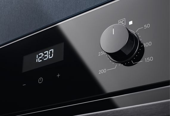 Electrolux Духова шафа електрична, 65л, А, пара, дисплей, конвекція, телескопічні напрямні, чорний (380819) KODEF70BZ фото
