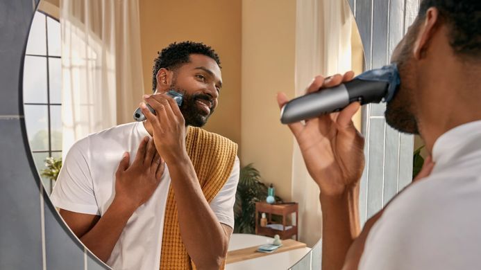 Тример Philips Series 7000 для бороди і вусів (393471)