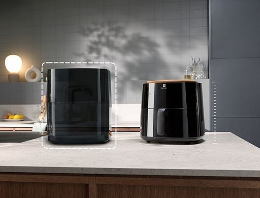 Мультипіч Electrolux 1500Вт, чаша-5л, сенсорне керування, 5 авто. програм, пластик, чорний (376763) EAF5B фото