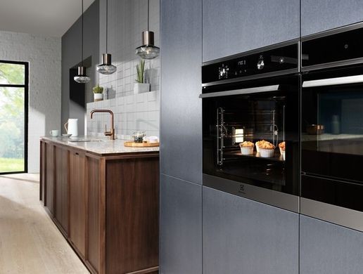 Electrolux Духова шафа електрична, 72л, A+, пара, дисплей, конвекція, піроліз, телескопічні напрямні, чорний (374396) EOD4P57H фото