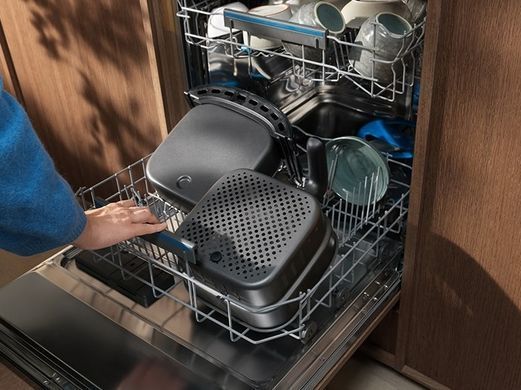 Мультипіч Electrolux 1500Вт, чаша-5л, сенсорне керування, 5 авто. програм, пластик, чорний (376763) EAF5B фото