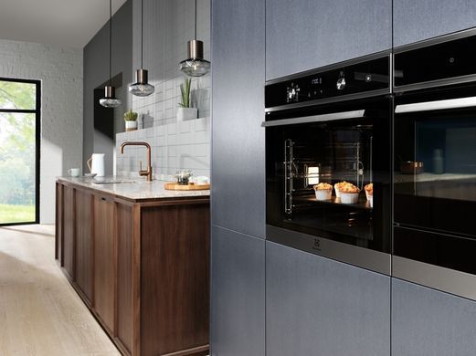 Electrolux Духовой шкаф электрический, 65л, А, пар, дисплей, конвекция, телескопические направляющие, черный EOD5F70BX фото