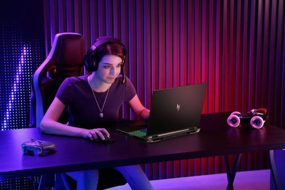 Acer Ноутбук Nitro 16 AN16-42 16" WUXGA IPS, AMD R7-8845HS, 32GB, F1TB, NVD4060-8, Lin, черный NH.QSKEU.005 фото