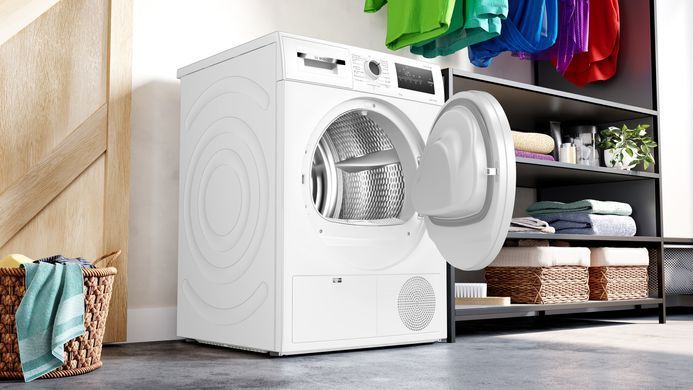 Bosch Сушильна машина тепловий насос, 8кг, A++, 60см, дисплей, білий (366630) WTH83253BY фото