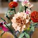 Конструктор LEGO Botanicals Милий рожевий букет квітів 749 деталей (10342)