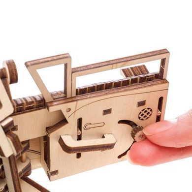 Дерев'яний механічний 3D конструктор Ugears Кабріолет мрії VM - 05 (70073) dt_93595 фото