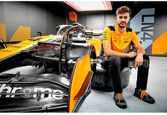 Шурупокрут ударний McLaren F1 TEAM LIMITED EDITION DeWALT DCF85ME2GT DCF85ME2GT фото
