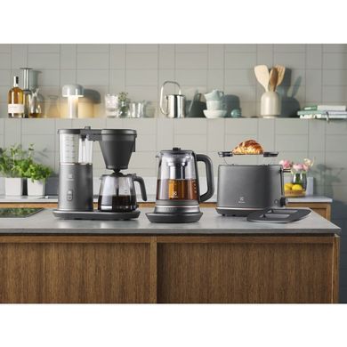 Електрочайник Electrolux 1,7л, Strix, скло, заварник, підтримка темп, чорний (351049) E7GK1-8BP фото