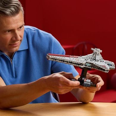 Конструктор LEGO Star Wars TM Зоряний крейсер класу &laquo;Венатор&raquo; 643 Деталі ( 75441 )