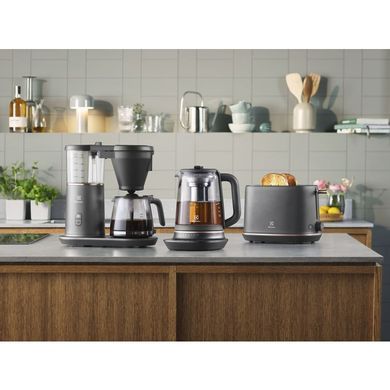 Електрочайник Electrolux 1,7л, Strix, скло, заварник, підтримка темп, чорний (351049) E7GK1-8BP фото