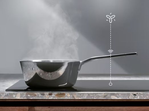 Electrolux Варильна поверхня індукційна, 71см, розширена зона, Hob2Hood, чорний (366697) EIV734 фото