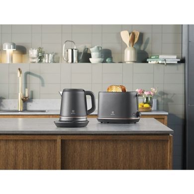 Электрочайник Electrolux 1,7л, Strix, металл, мат, поддержка темп, черный (351050) E7K1-6BP фото