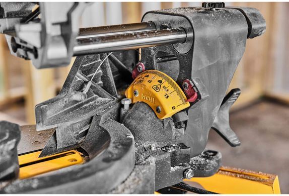 Пилка торцювальна акумуляторна безщіткова DeWALT DCS781N DCS781N фото
