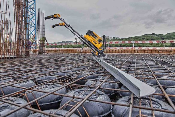 Виброрейка аккумуляторная POWERSHIFT DeWALT DCPS330N DCPS330N фото