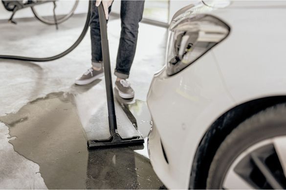 Karcher Пилосос професійний WD 4 V-20/5/22, 1000Вт контейнер 20л, 6.8кг (375071) 1.628-209.0 фото