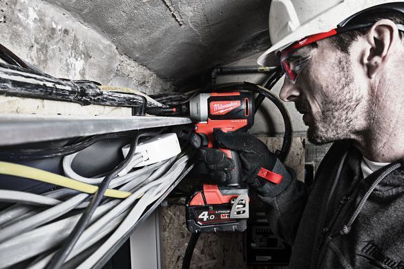 Гвинтокрут акумуляторний 1/4'' HEX MILWAUKEE, M18 CBLID-402C 4933464534 фото