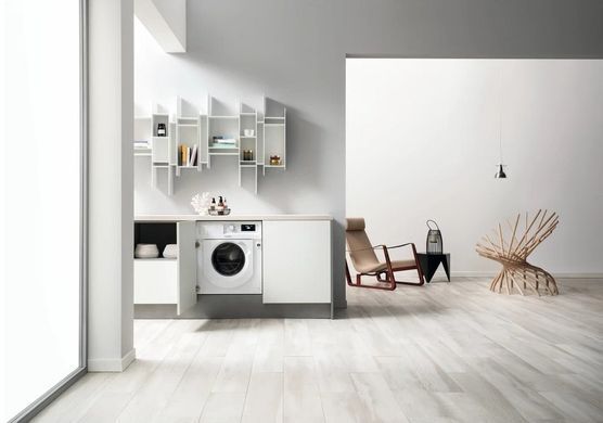 Whirlpool Пральна машина вбудовувана фронтальна BIWMWG71484E (354885) BIWMWG71484E фото