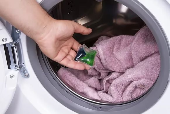 Electrolux Пральна машина фронтальна, 6кг, 1000, A+++, 41см, дисплей, білий (335489) EW6S406WU фото