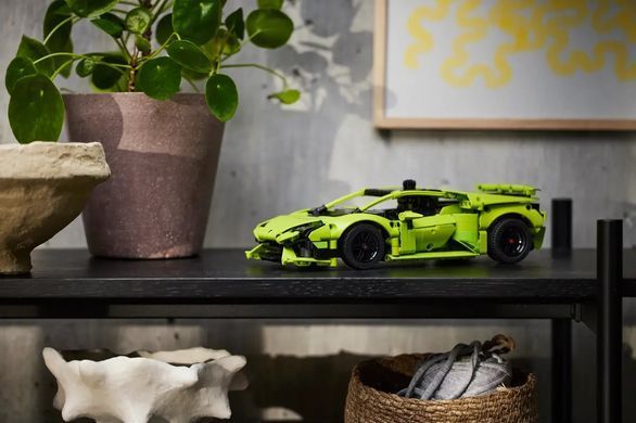 Конструктор LEGO Technic Lamborghini Huracan Tecnica (380142)
