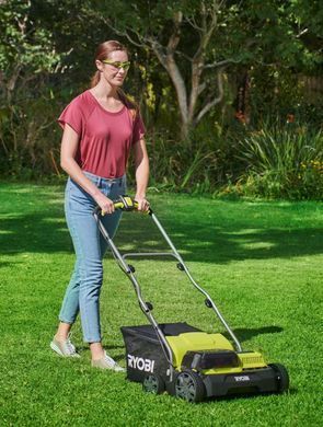 Ryobi Аэратор-скарификатор аккумуляторный ONE+ RY18SFX35A-240 18В акб 2х4А&middot;ч 35см 55л 10кг 5133004549 фото