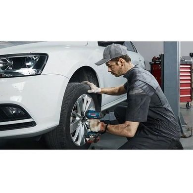 Гайковерт ударний BOSCH GDS 18V-400 Li-Ion без АКБ та ЗУ(06019K0021) 06019K0021 фото