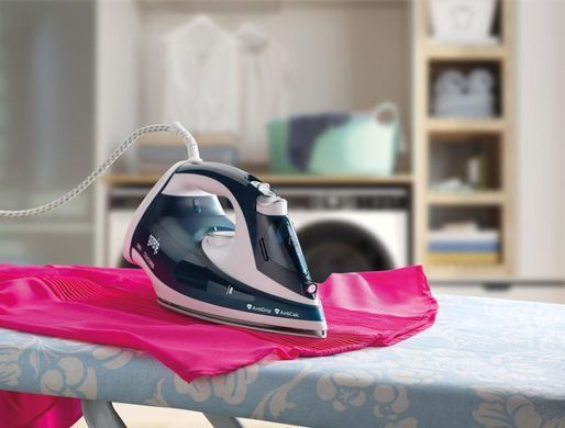 Утюг Gorenje, 2200Вт, 280мл, паровой удар -90гр, верт. отпаривание, антинакипь, керам. подошва, бирюзовый SIH2200TQC фото