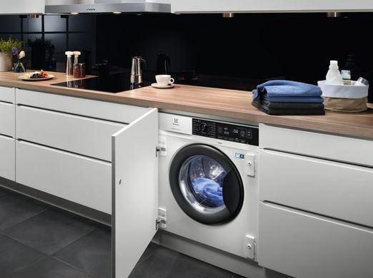 Electrolux Стиральная машина встраиваемая фронтальная, 8кг, 1400, A+++, 55см, дисплей, пар, инвертор, белый EW7N7F348SUI фото